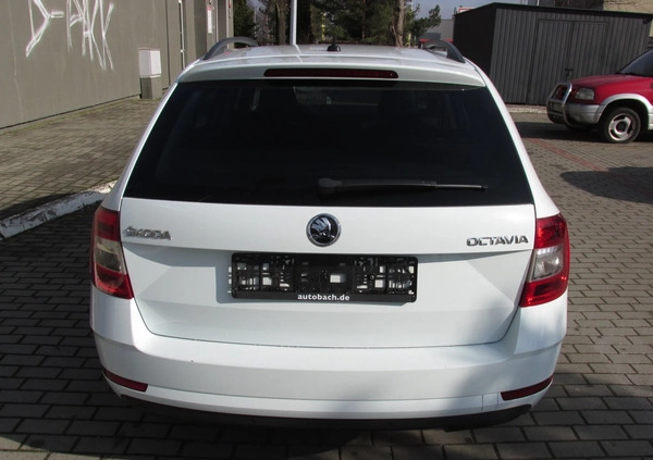 Skoda Octavia cena 54800 przebieg: 182698, rok produkcji 2018 z Bytom małe 596